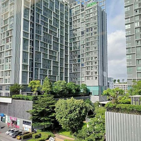 Ideo Mobi Condo Бангкок Экстерьер фото